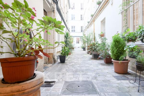 Appartement rénové à deux pas du Jardin du Luxembourg
