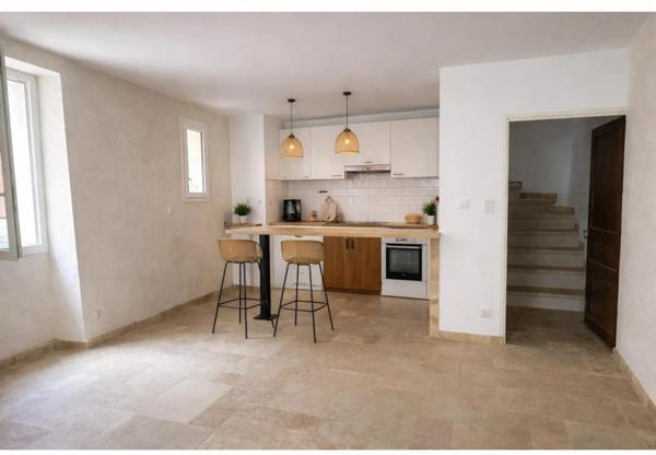 Maison de village 4 pièces – Allemagne-en-Provence