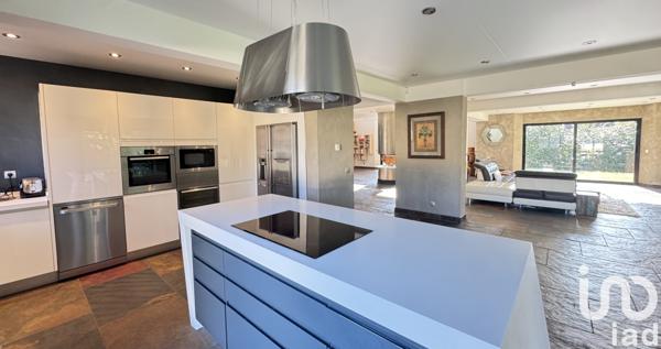 Maison à vendre 8 pièces 458 m² Épernon