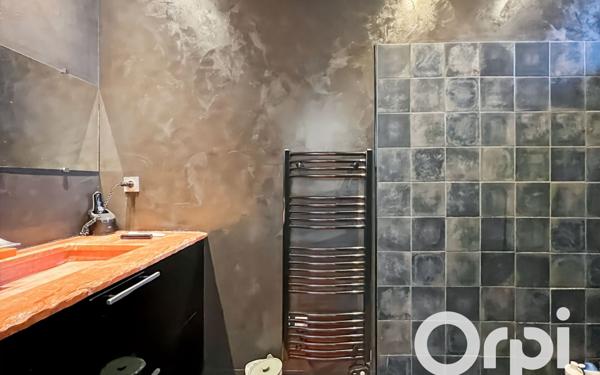 Appartement à vendre    5 pièces • 205,08 m2 Livron-sur-Drôme