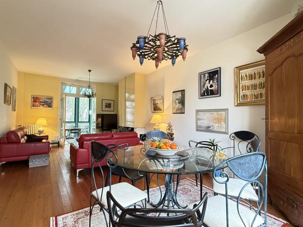 La Rochelle (17000) À La Rochelle, immense maison avec terrasse 4 chambres en vente