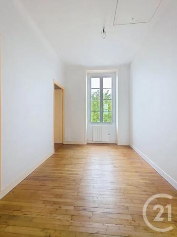 Maison à vendre  5 pièces - 94 m 2   OREE D ANJOU  - 49