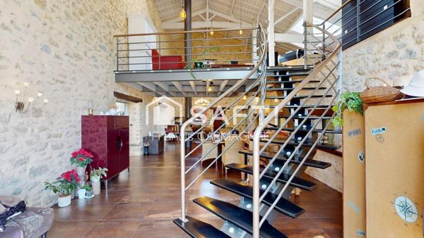 Magnifique propriété 462 m² 12 pièces deux piscine