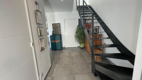 A vendre - Belle maison 142 m² à Carnac -Volumes et confort et proche commerces