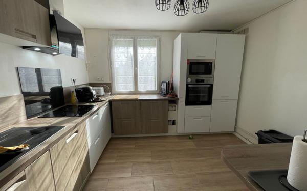 Maison à vendre    4 pièces • 82,60 m2 Trilport