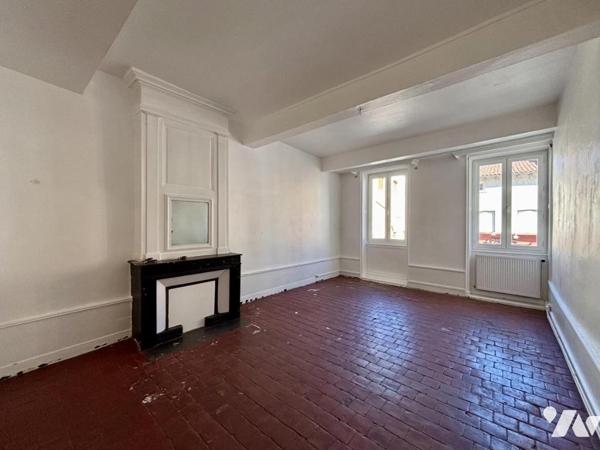 Bel et grand appartement ancien
