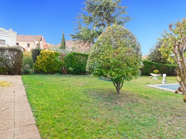 Morangis (91420) Maison familiale de 110m2 avec jardin