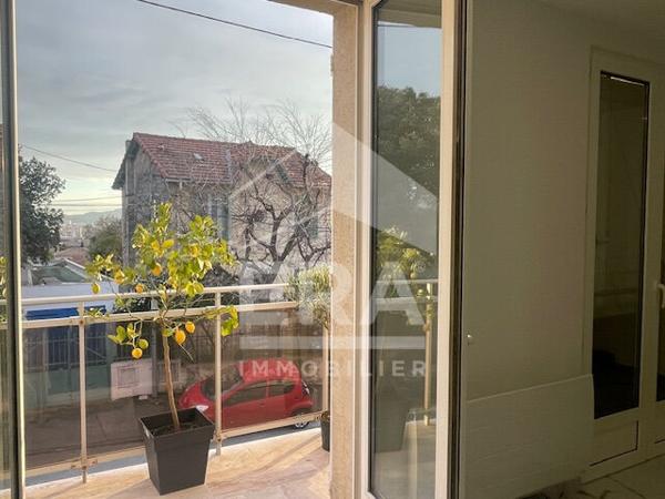 BEAUMONT Résidentiel. Proche village, 1er étage de maison 100 m² habitables.
