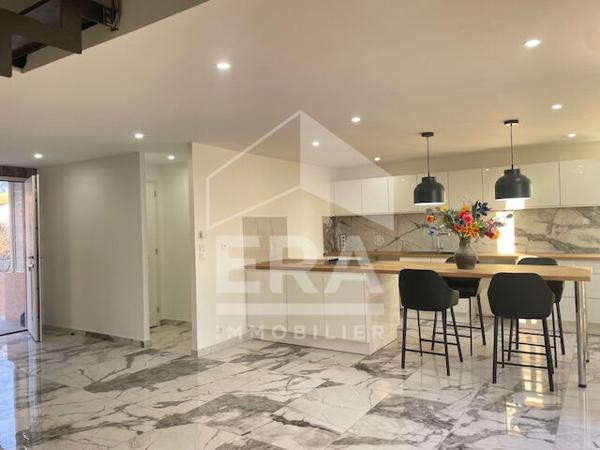 BEAUMONT Résidentiel. Proche village, 1er étage de maison 100 m² habitables.