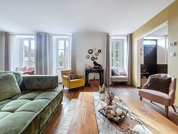 Maison 5 pièces - 158 m² Exclusivité efficity