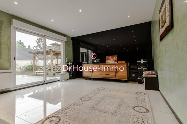 Maison à vendre 9 pièces de 250 m²