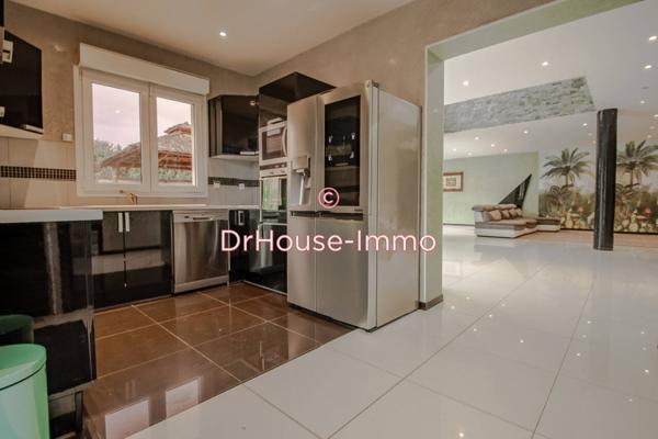 Maison à vendre 9 pièces de 250 m²