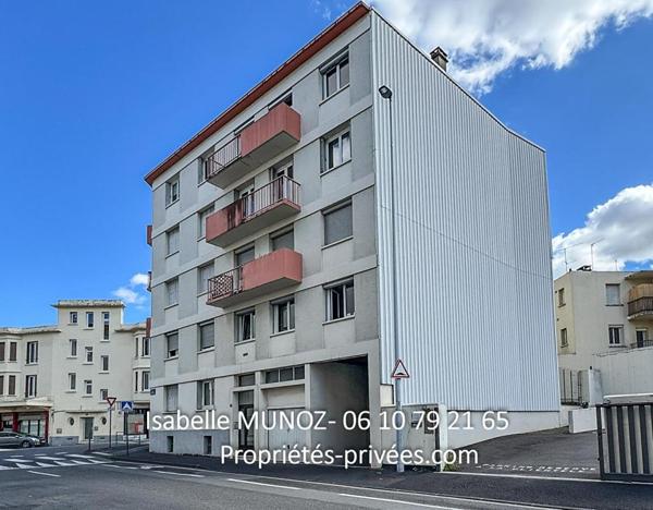 lot de 2 appartements F1 let F2 à Clermont Ferrand, les Carmes