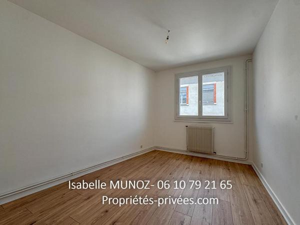 lot de 2 appartements F1 let F2 à Clermont Ferrand, les Carmes
