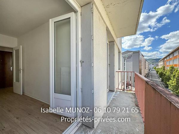 lot de 2 appartements F1 let F2 à Clermont Ferrand, les Carmes