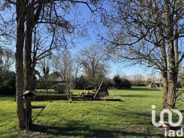 Maison 15 pièces de 539 m² à Marans (17230)