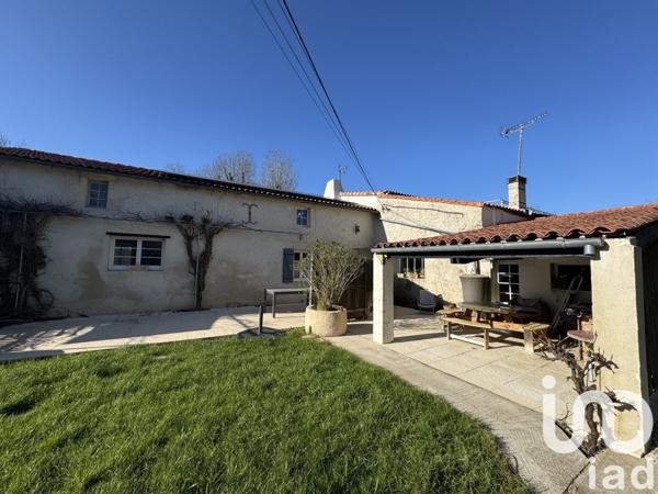 Maison 15 pièces de 539 m² à Marans (17230)