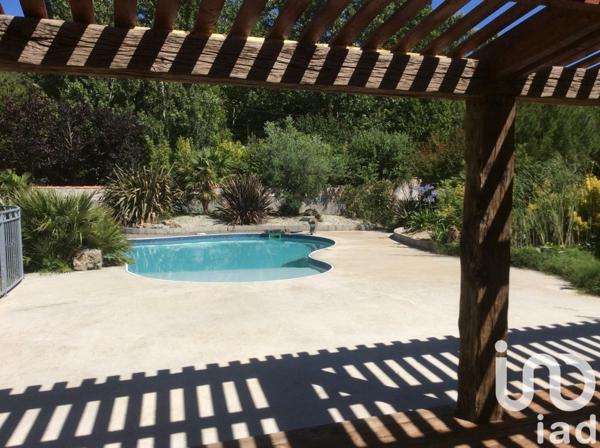 Maison 15 pièces de 539 m² à Marans (17230)