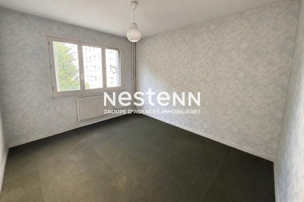 NESTENN#VENISSIEUX#APPARTEMENT#T4€BALCON#CAVE#PARKING COLLECTIF#PROCHES COMMERCES#GARE#TRAMWAY#BUS#AXES ROUTIERS