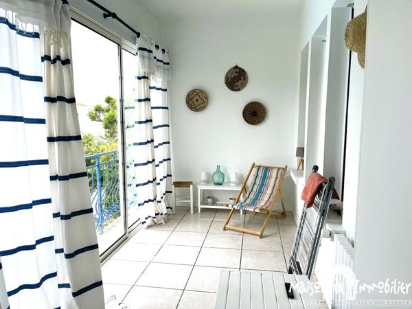 Vente Villa des Sixties - 7 pièces - 192m² - Piscine et jardin - Aperçu mer