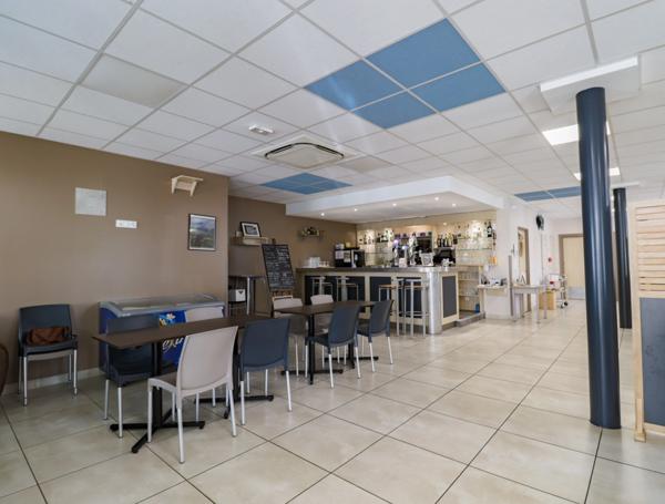 À vendre – Fonds de commerce bar-restaurant