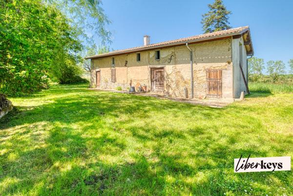 Maison T6 garage, annexes, terrain cadre exceptionnel.