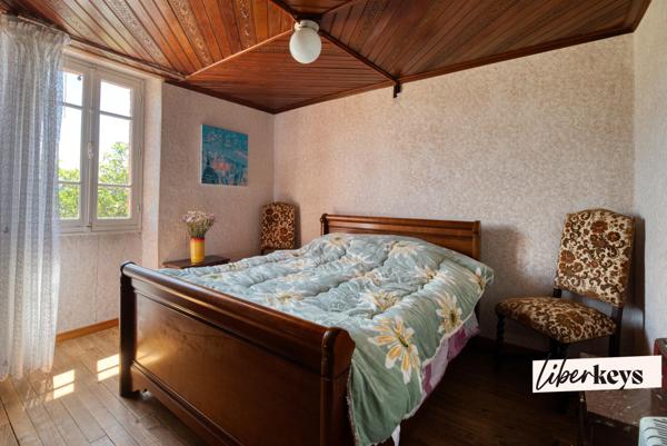 Maison T6 garage, annexes, terrain cadre exceptionnel.