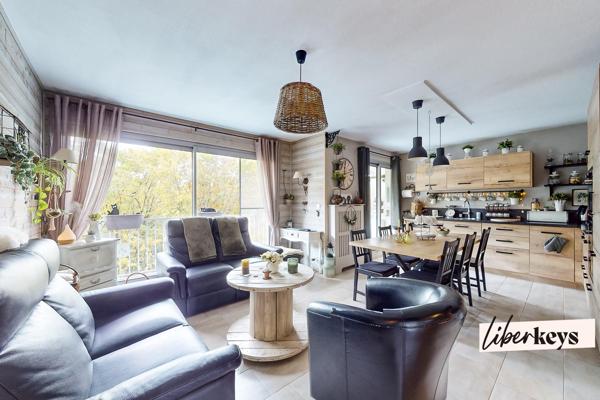 Rare à Tremblay-en-France – F2 de 48,89 m² entièrement rénové, dernier étage avec balcon et vue sur les arbres