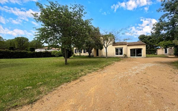 Maison à vendre    6 pièces •  Villemoustaussou