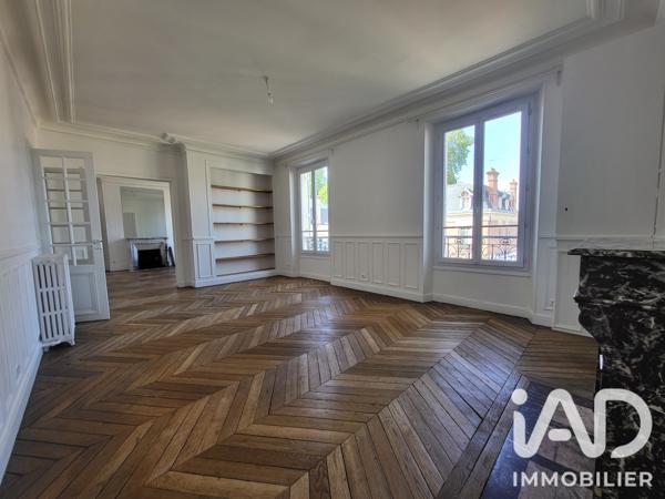 Location appartement 5 pièces 125 m² Fontainebleau