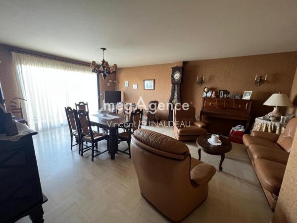 Maison à CHOLET, 49300 - 6 pièces 142m²