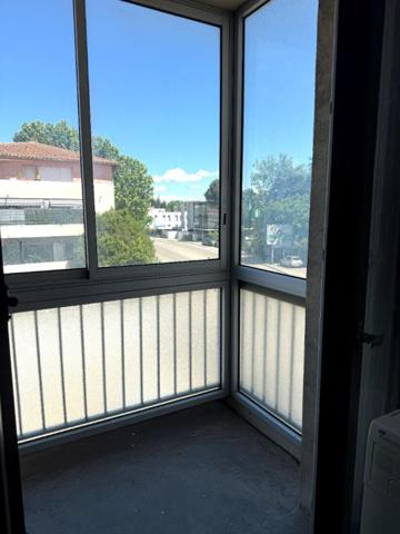 Appartement Avignon 3 pièce(s) 68 m2, balcon, loggia, place de parking