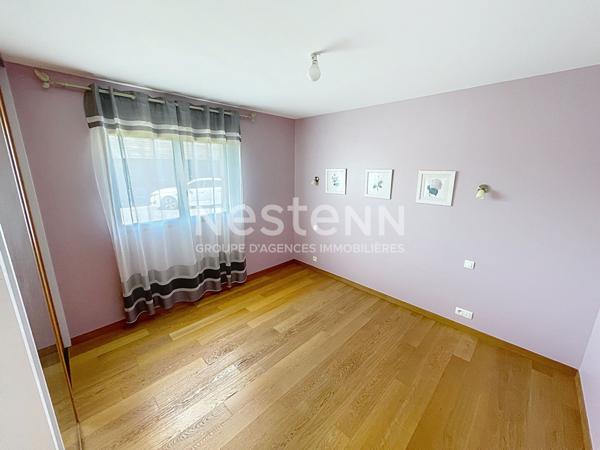 A vendre Superbe maison individuelle centre d'AMBON avec garage et dépendances sur terrain de 1280 m²