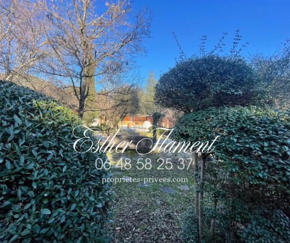 Maison lumineuse avec jardin clos avec studio indépendant