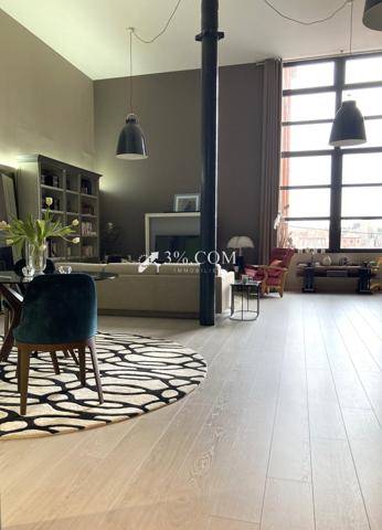 Loft 4 pièce(s) 3 chambre(s) 158 m²
