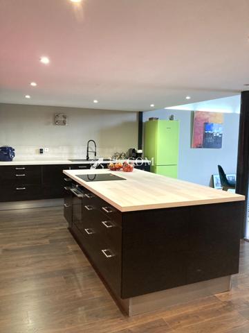 Loft 4 pièce(s) 3 chambre(s) 158 m²