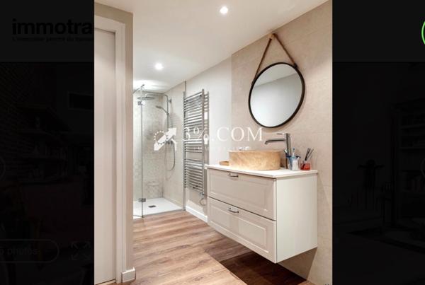 Loft 4 pièce(s) 3 chambre(s) 158 m²