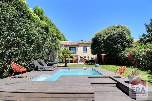 Maison Montfavet 6 pièces - 107m² - Dépendance - Piscine - Garage