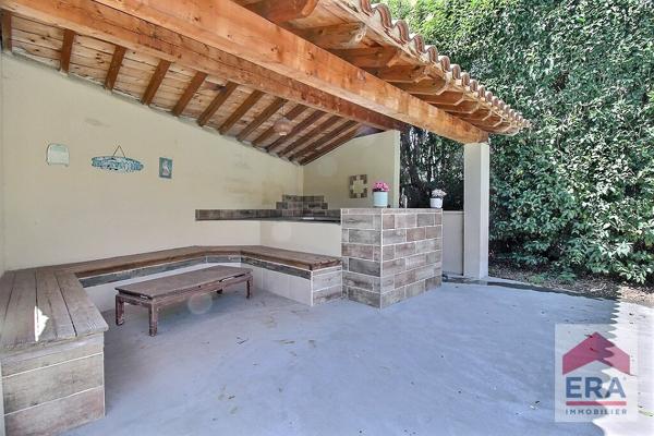 Maison Montfavet 6 pièces - 107m² - Dépendance - Piscine - Garage