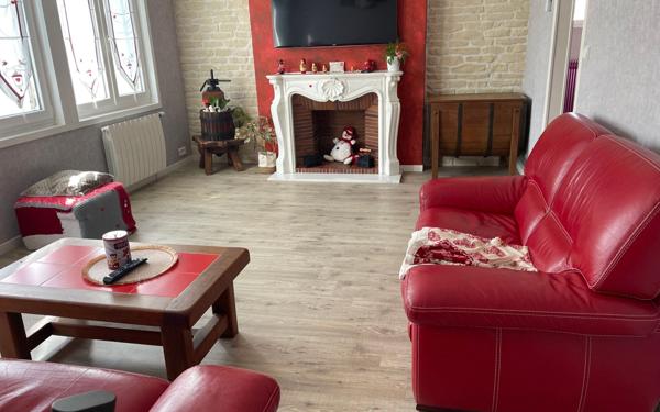 Maison à vendre    6 pièces •  Niort