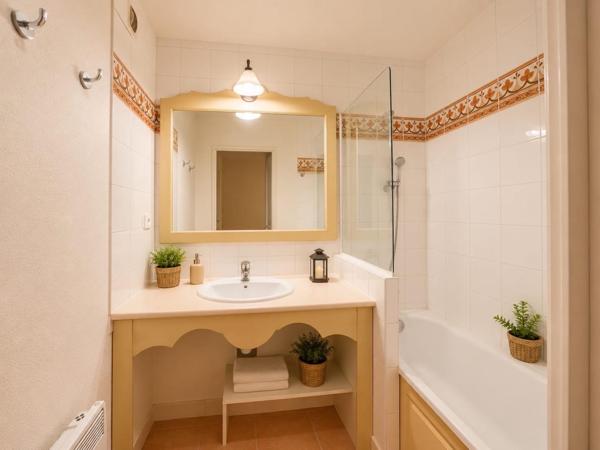 Studio vue mer – Résidence avec 2 piscines – Les Issambres – Idéal investissement locatif