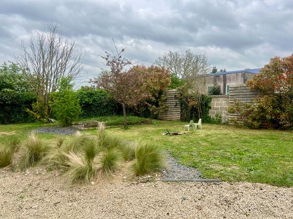 Maison Angliers 8 pièce(s) 220 m2