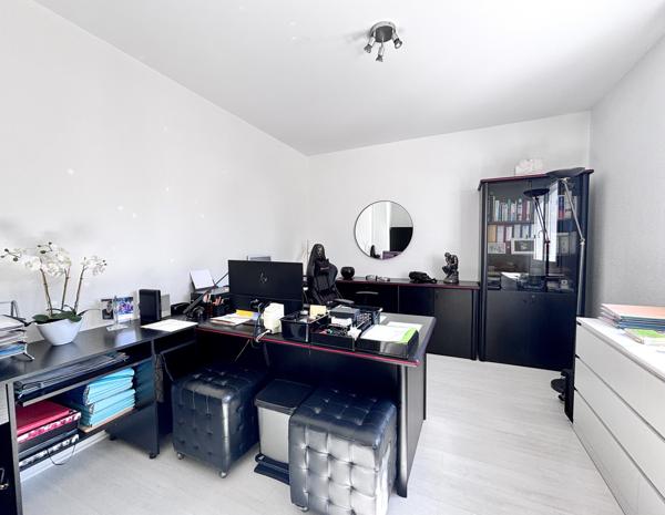 Maison 6 pièces - 220 m²