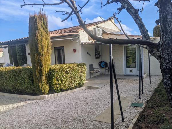 Maison individuelle de plain pied sur un terrain de 1095 m²