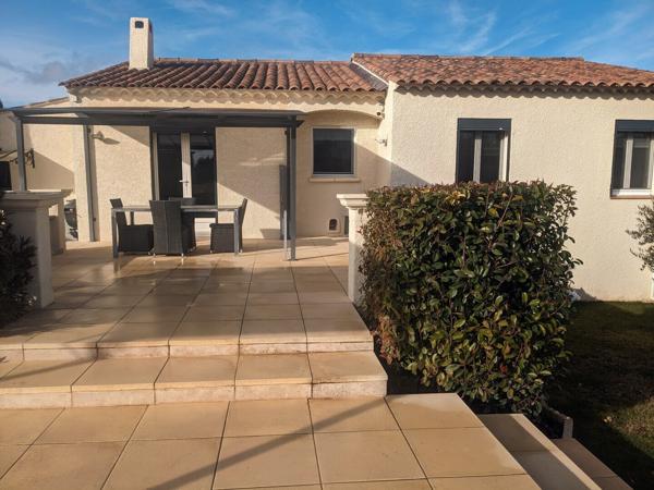 Maison individuelle de plain pied sur un terrain de 1095 m²