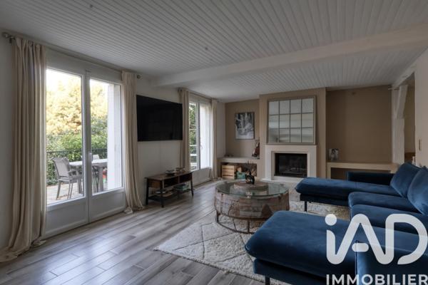 Maison à vendre 8 pièces 270 m² Montmorency