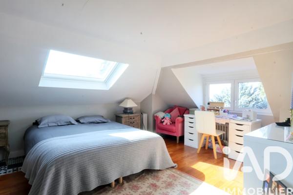 Maison à vendre 8 pièces 270 m² Montmorency