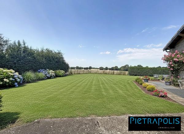 220 m² à réinventer sur 700 m² de terrain – Ambérieux-en-Dombes