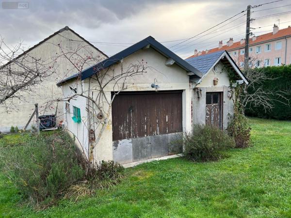Pavillon à vendre à Châteauroux dans l'Indre (36000), ref : JA/802   
Combanaire