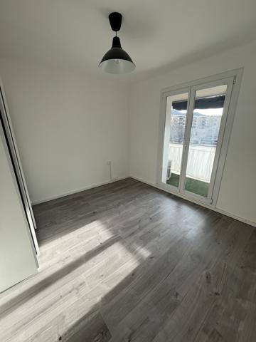 Marseille (13009) MARSEILLE - Bd Romain Rolland 13009